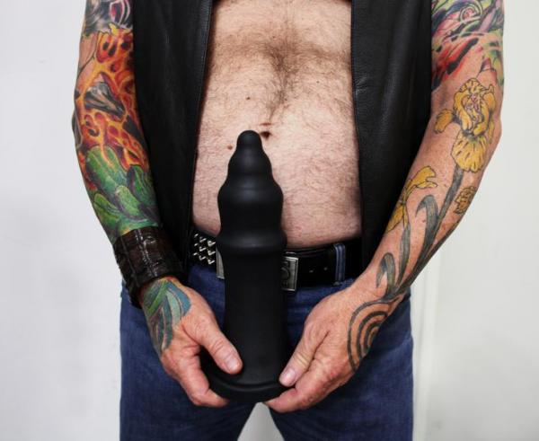 Tantus The Queen - Black  Sex Toy Product