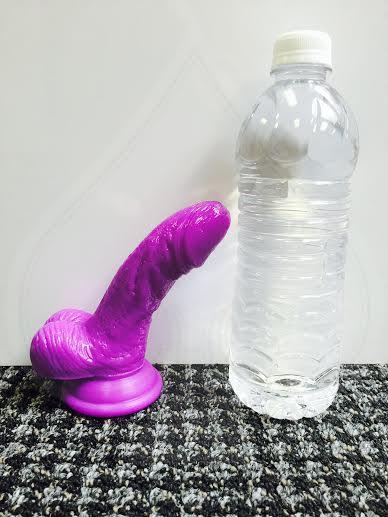 Silicone Curvy 4 Inches Realistic Suction Cup Mini Dildo Purple Sex Toy Product