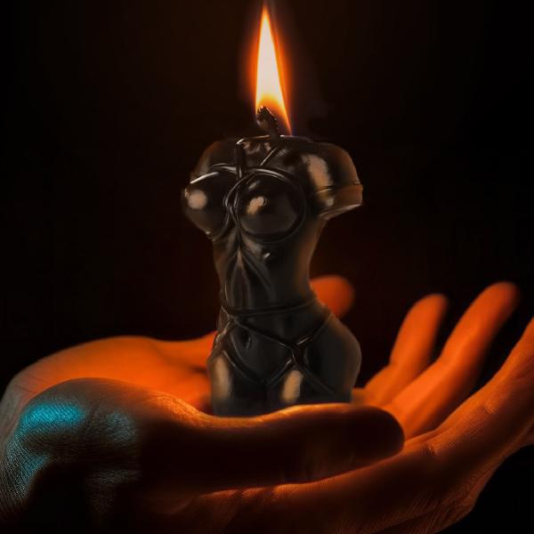 Bound Goddess Drip Candle – Black